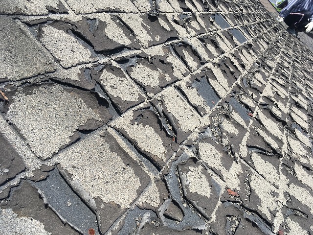 早めのメンテナンスが推奨される屋根材